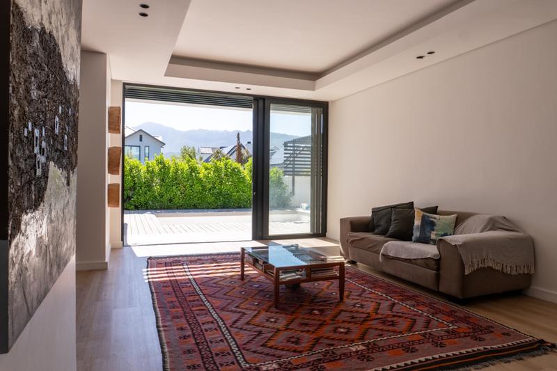 5 Bedroom Property for Sale in Val De Vie Estate Western Cape